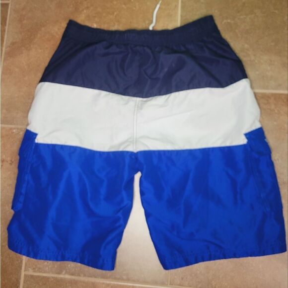 Bundle of 2 men's cargo swim trunks - Picture 8 of 16